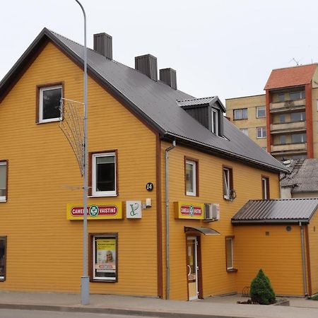 Nakvyne Apgyvendinimo Paslaugos Daivos Nakvynes Namai Hostel Birzai ภายนอก รูปภาพ